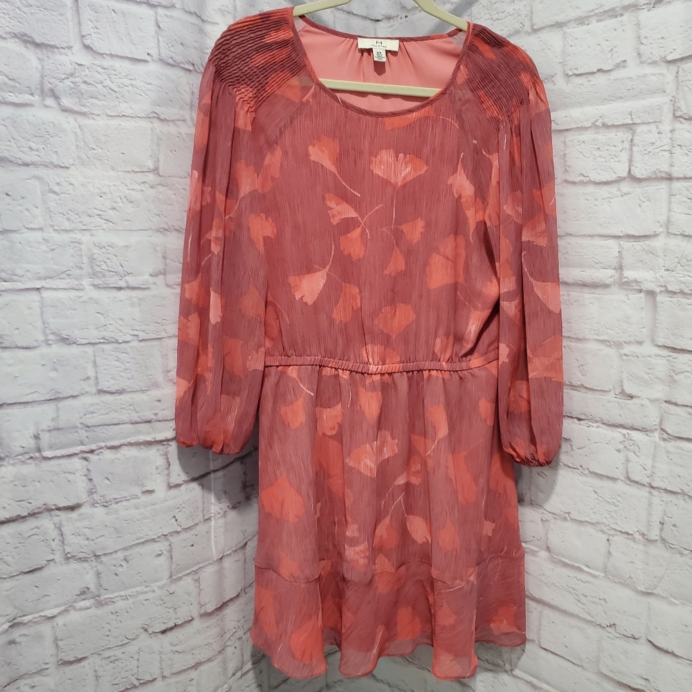Halston mini dress with long sleeves size medium Coral with Ginkgo pattern